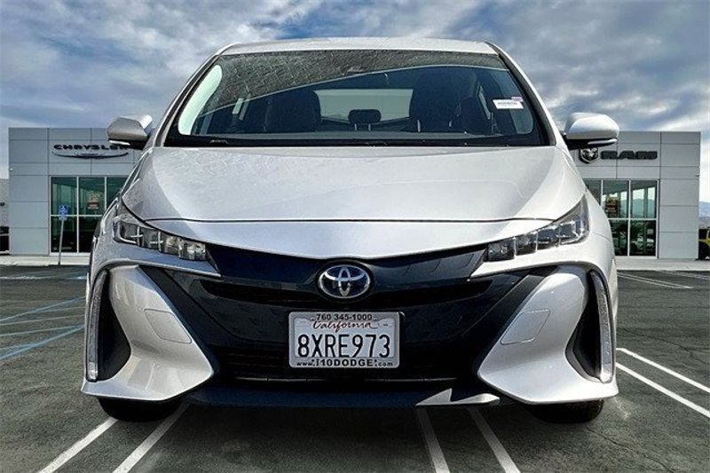 2022 Toyota Prius Prime XLEImage 2