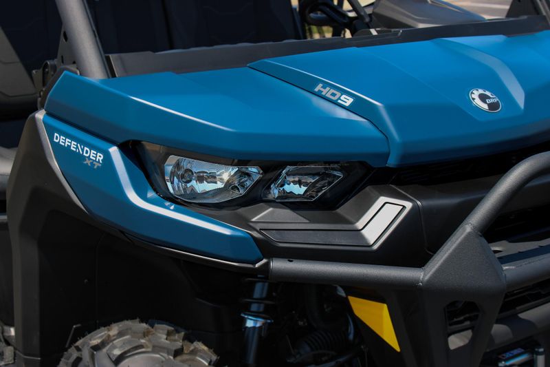 New 2025 Can-Am DEFENDER XT HD9 DUSTY NAVY Image 9