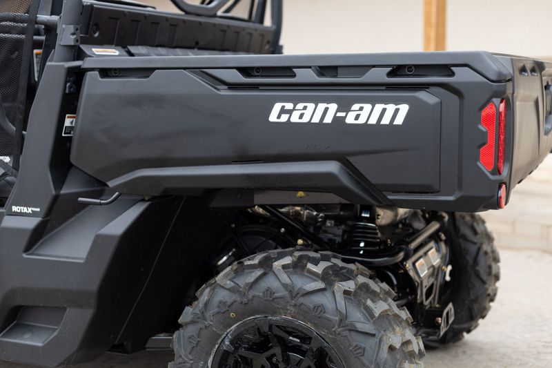 2024 Can-Am DEFENDER MAX DPS HD9 WILDLAND CAMOImage 10