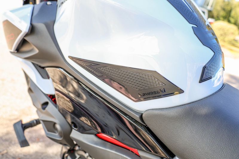 NEW 2026 KAWASAKI Z500 SE ABS Image 11