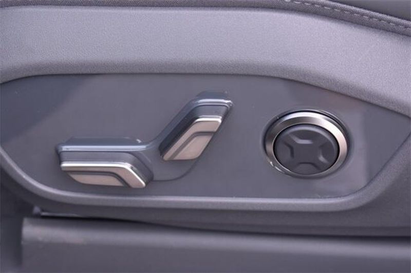 New 2026 Kia EV9 WindImage 25