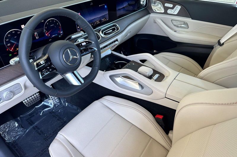 New 2027 Mercedes-Benz GLS 450Image 7
