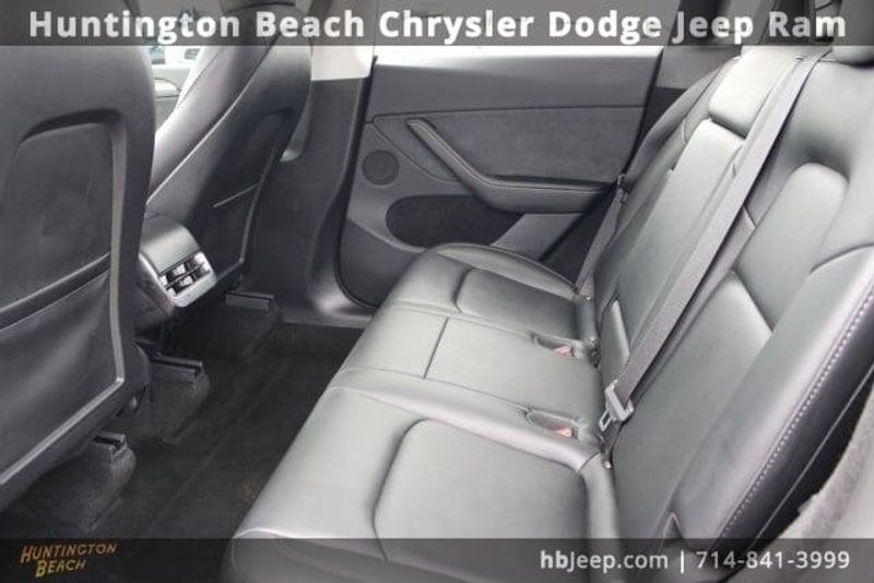 2023 Tesla Model Y Long RangeImage 33