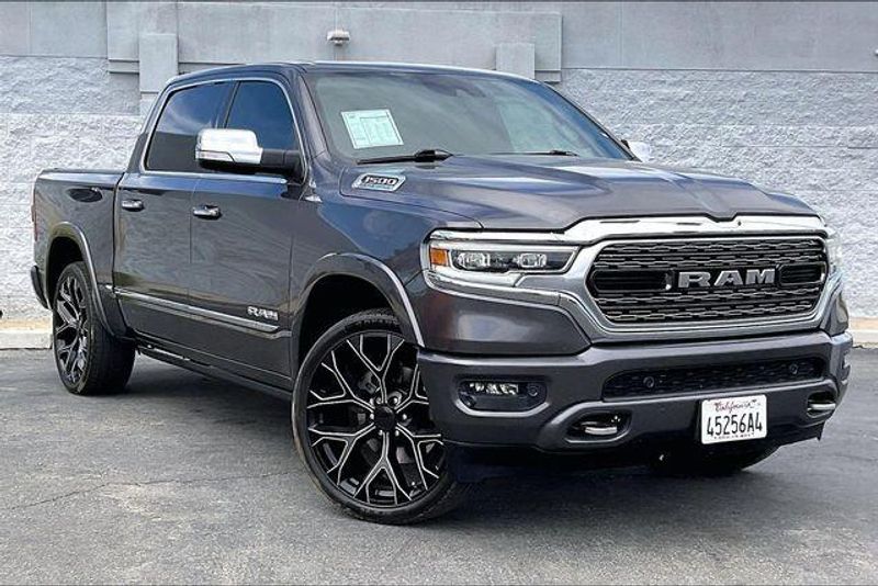 Used 2021 RAM 1500 LimitedImage 12