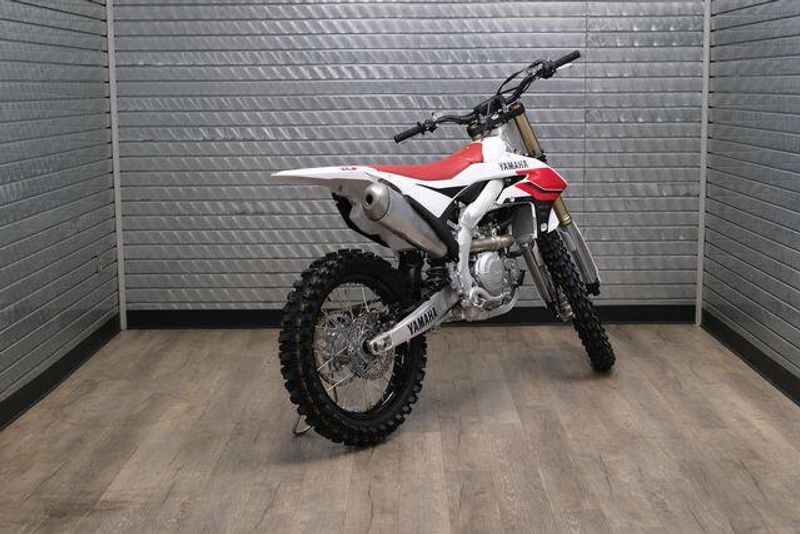 NEW 2026 YAMAHA YZ450F 70TH ANNIVERSARY EDITION Image 3