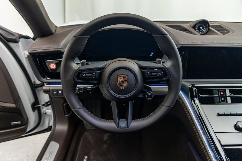 2025 Porsche Panamera 4Image 14