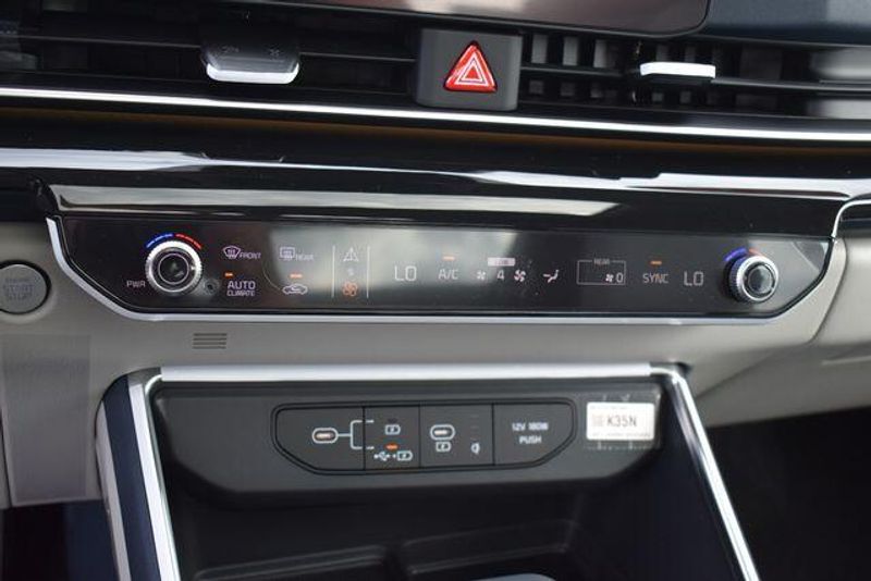 New 2026 Kia Carnival SX PrestigeImage 36