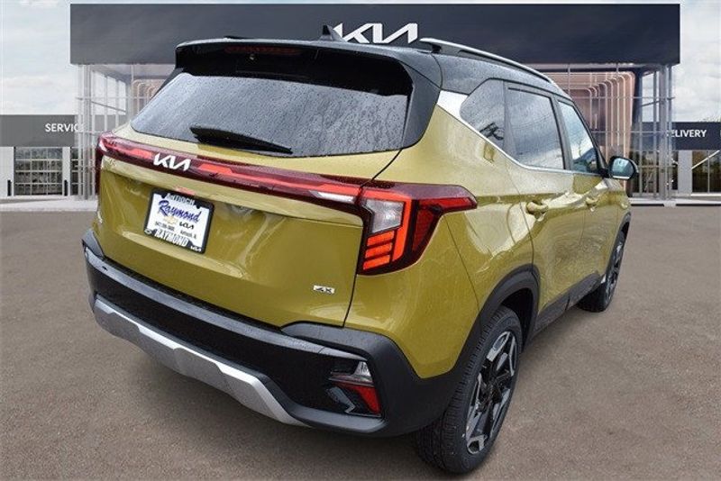 2024 Kia Seltos SXImage 3