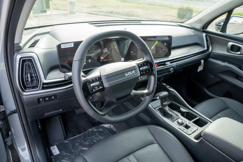 New 2026 Kia Sorento Hybrid EXImage 11