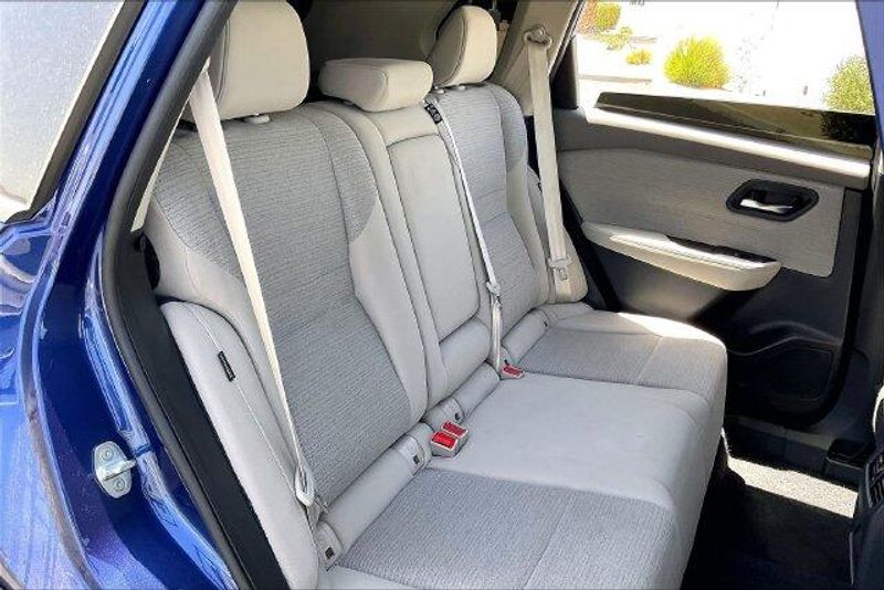 Used 2023 Nissan Rogue SVImage 26