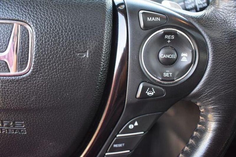 Used 2018 Honda Pilot EliteImage 29