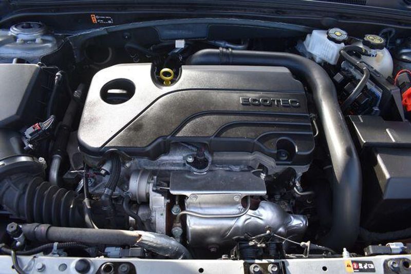 Used 2023 Chevrolet Malibu LTImage 34