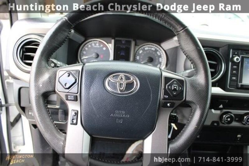 2016 Toyota Tacoma SR5Image 22