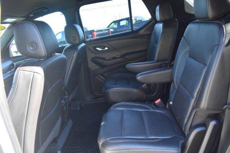 Used 2022 Chevrolet Traverse LT LeatherImage 21