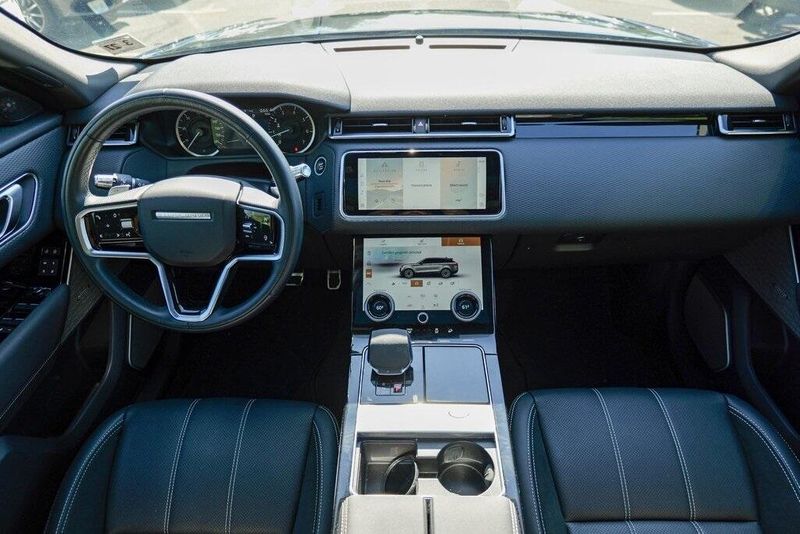 2022 Land Rover Range Rover Velar P250 R-Dynamic S photo 38