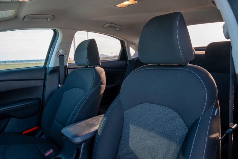 Used 2022 Kia Forte LXSImage 12