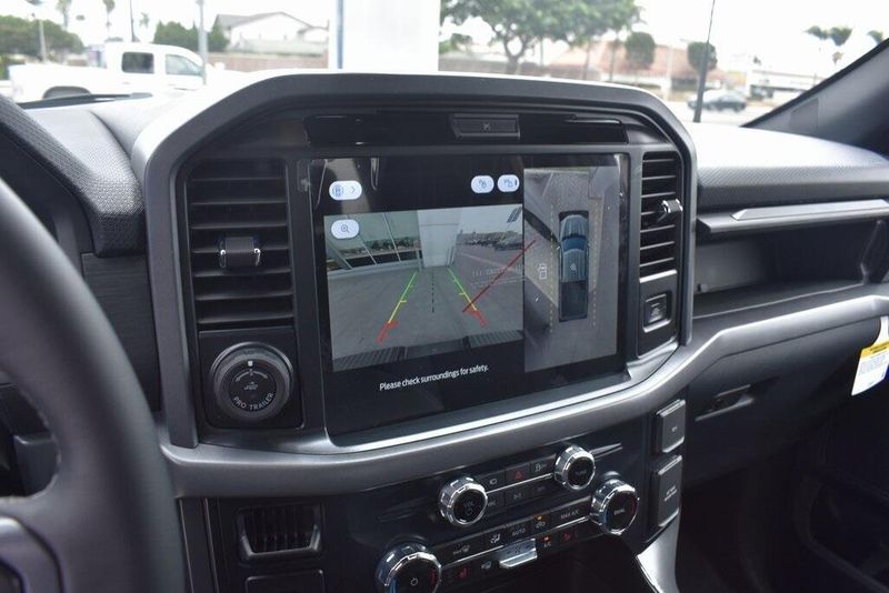 New 2025 Ford F-150 XLTImage 18