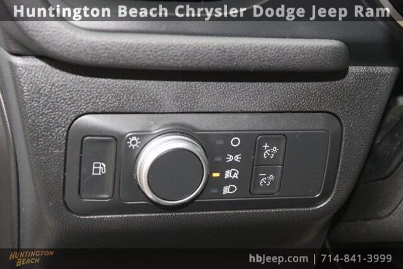 2022 Ford Escape SE HybridImage 13