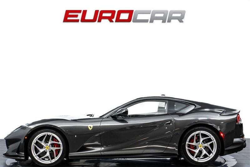 Used 2019 Ferrari 812 Superfast *HISTORICAL PAINT * IMMACULATE CONDITION*Image 2