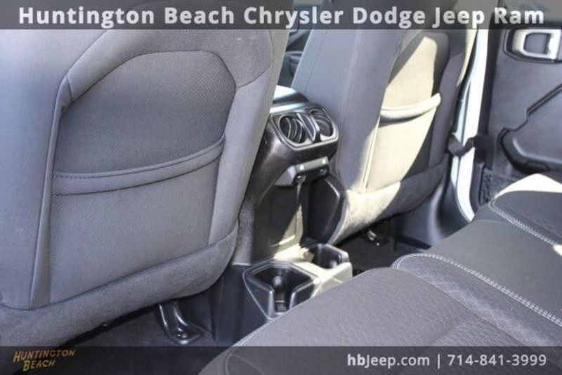 2021 Jeep Wrangler Unlimited Sport SImage 40