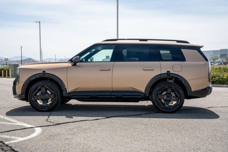 New 2027 Kia Telluride Hybrid X-Line SX PrestigeImage 4