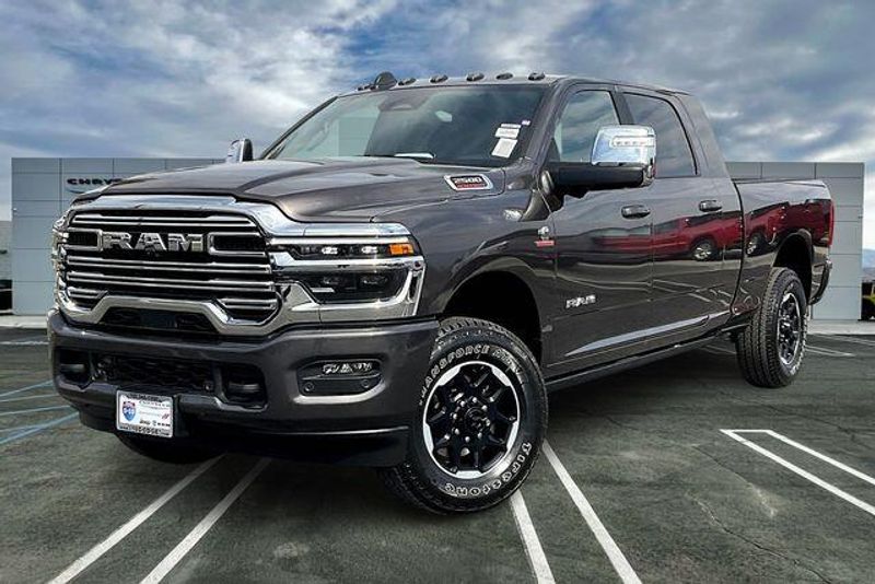New 2025 RAM 2500 Laramie Mega Cab 4x4 6