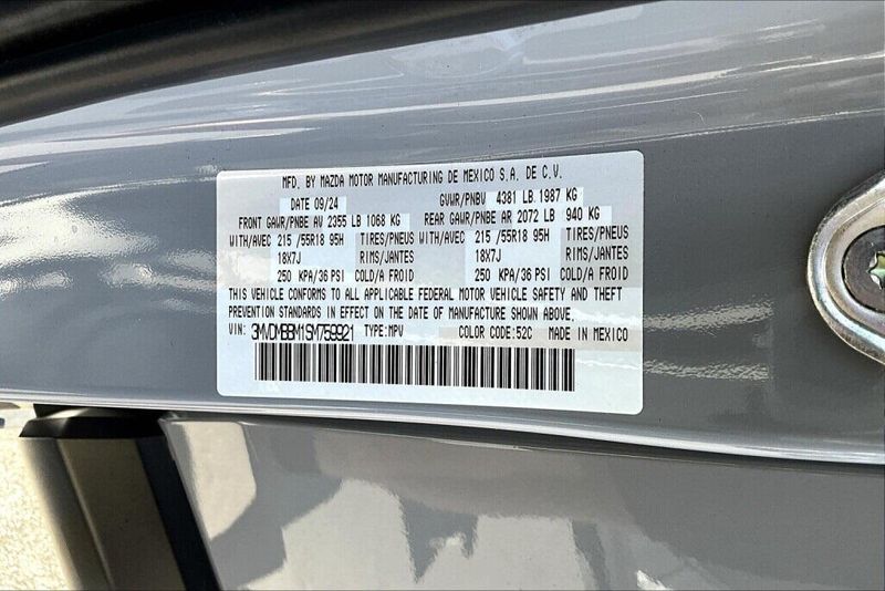 Used 2025 Mazda CX-30 2.5 S Select SportImage 17