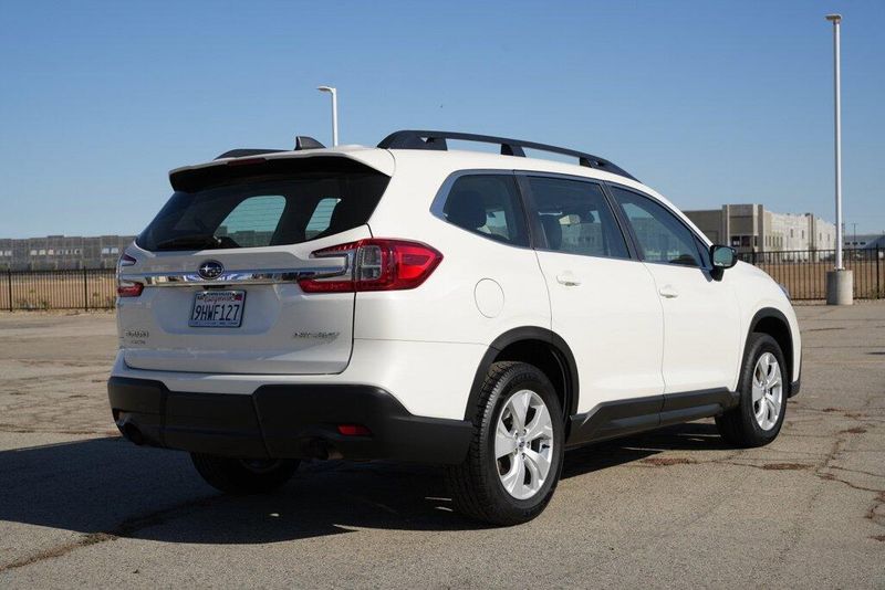 Used 2023 Subaru Ascent BaseImage 7
