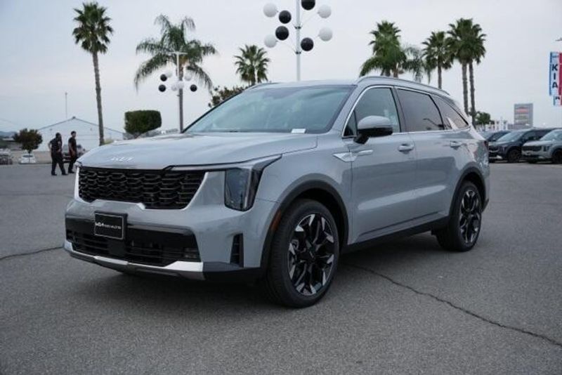 New 2026 Kia Sorento EXImage 3