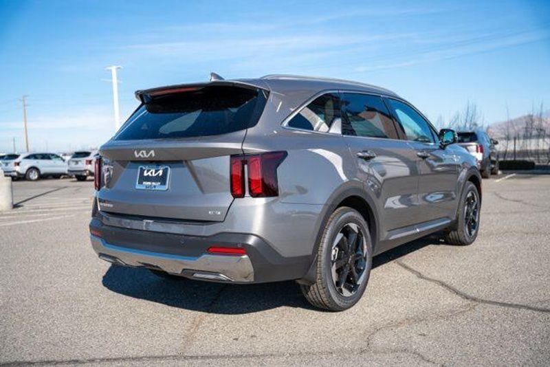 New 2026 Kia Sorento Hybrid EXImage 7