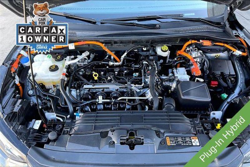 Used 2025 Ford Escape BaseImage 9
