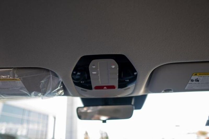 New 2025 Kia K4 LXImage 17