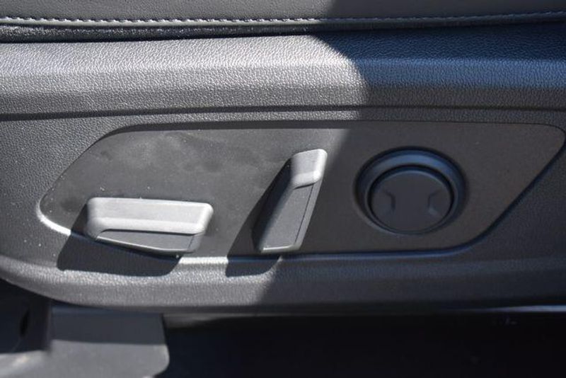 New 2026 Kia Sorento SXImage 24