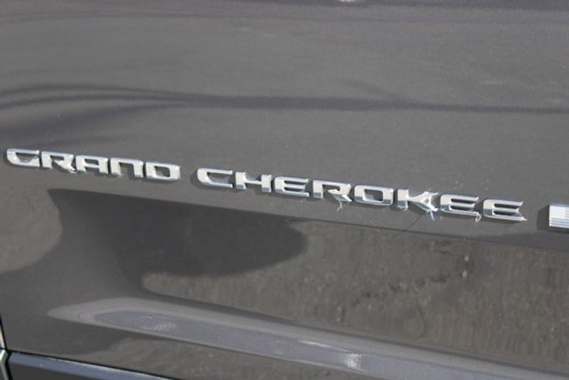 2023 Jeep Grand Cherokee Limited 4x4Image 9