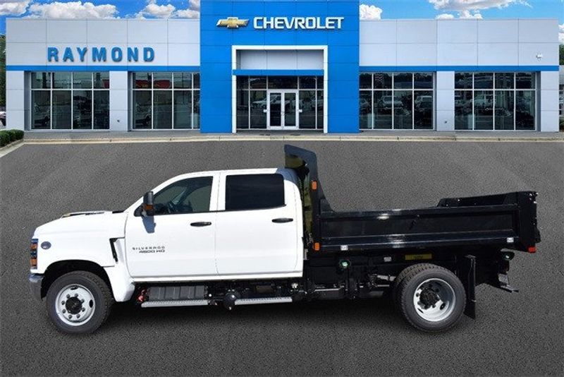 2024 Chevrolet Silverado 4500HD Work TruckImage 6