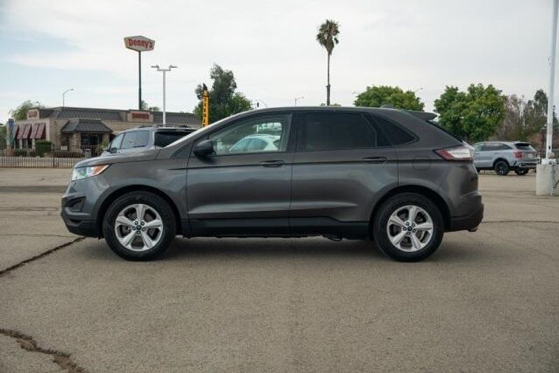 Used 2017 Ford Edge SEImage 4