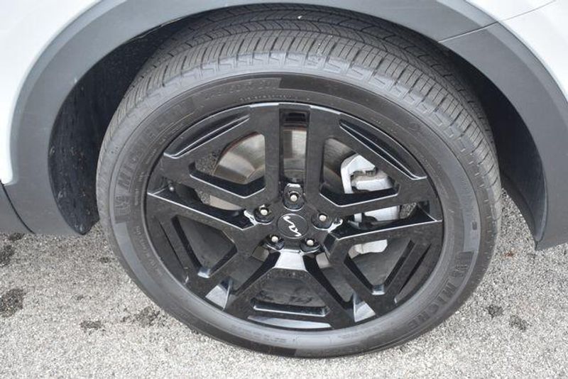 Used 2023 Kia Telluride SX-Prestige X-LineImage 11