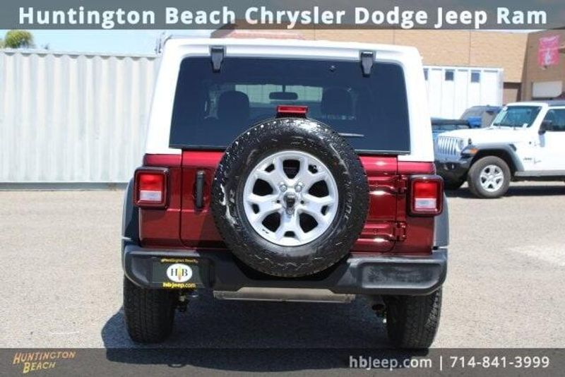 2021 Jeep Wrangler Unlimited IslanderImage 4