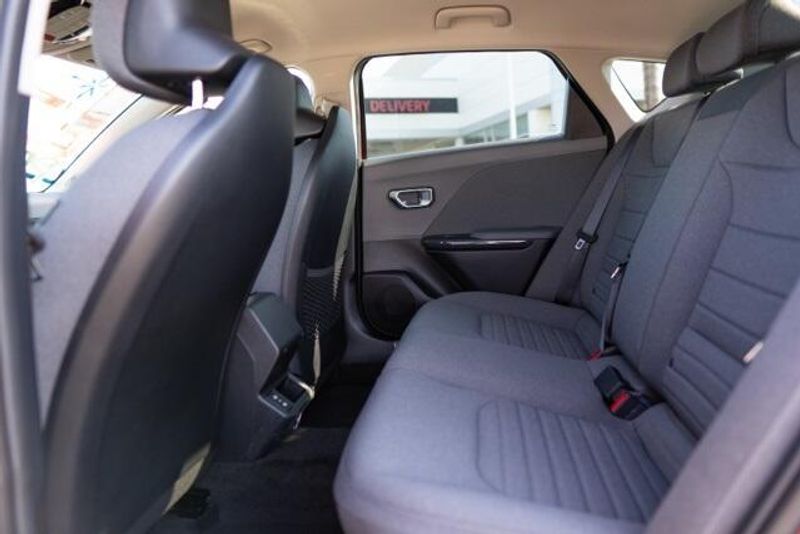 New 2025 Kia K4 EXImage 14