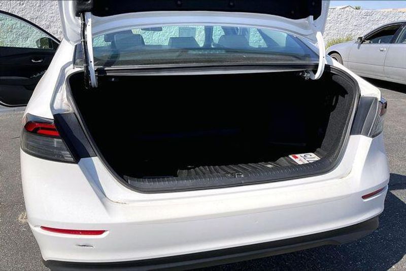 Used 2025 Honda Accord Sedan SEImage 34