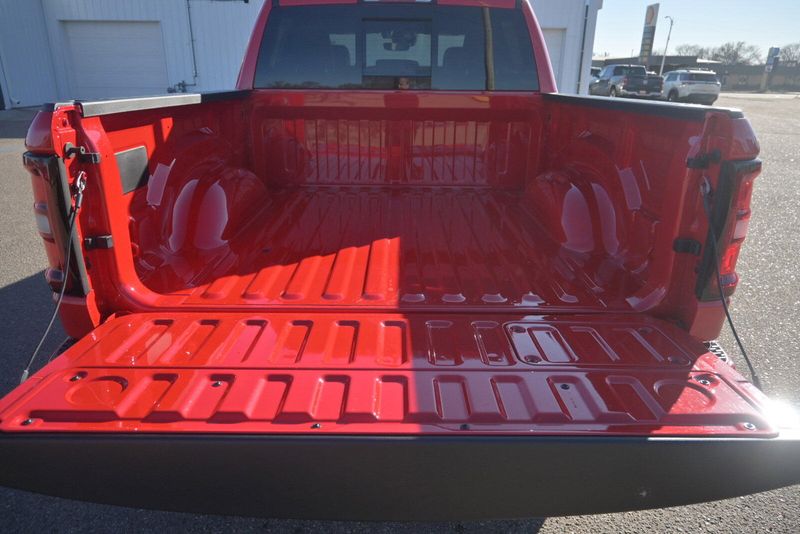 2025 RAM 1500 LaramieImage 10