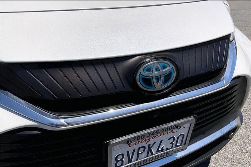 Used 2021 Toyota Venza LimitedImage 30