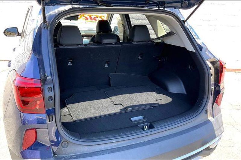 Used 2023 Kia Seltos NightfallImage 34