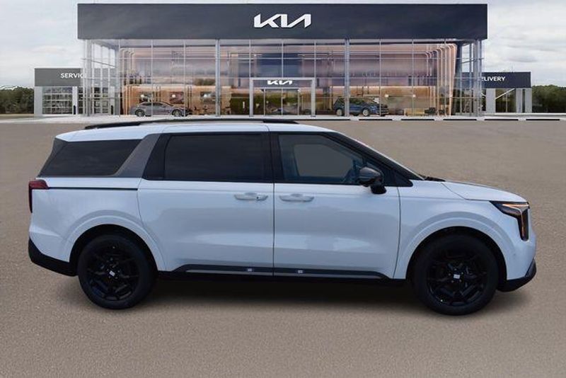 New 2026 Kia Carnival Hybrid SX PrestigeImage 2