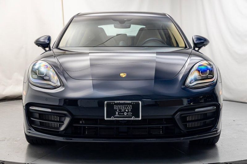 2021 Porsche Panamera 4Image 8