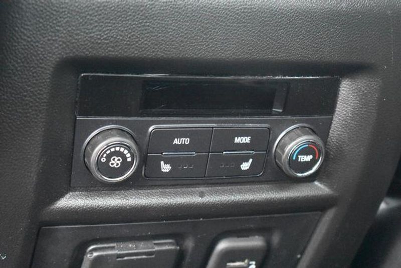 Used 2023 Chevrolet Traverse PremierImage 25