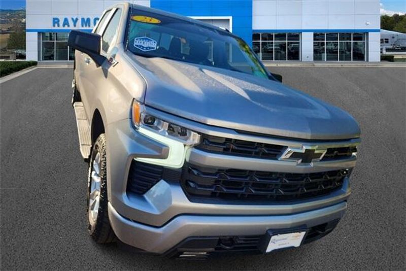 Used 2023 Chevrolet Silverado 1500 RSTImage 2
