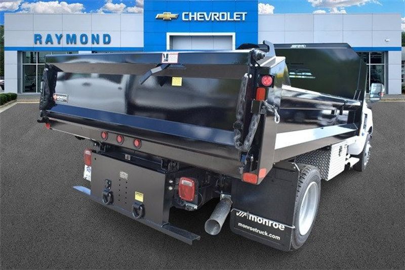 2024 Chevrolet Silverado 4500HD Work TruckImage 3