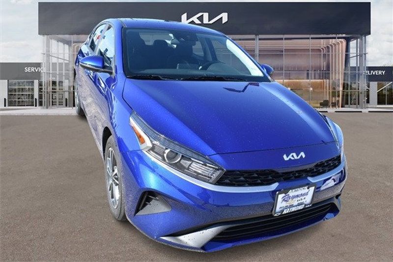 2024 Kia Forte LXSImage 10