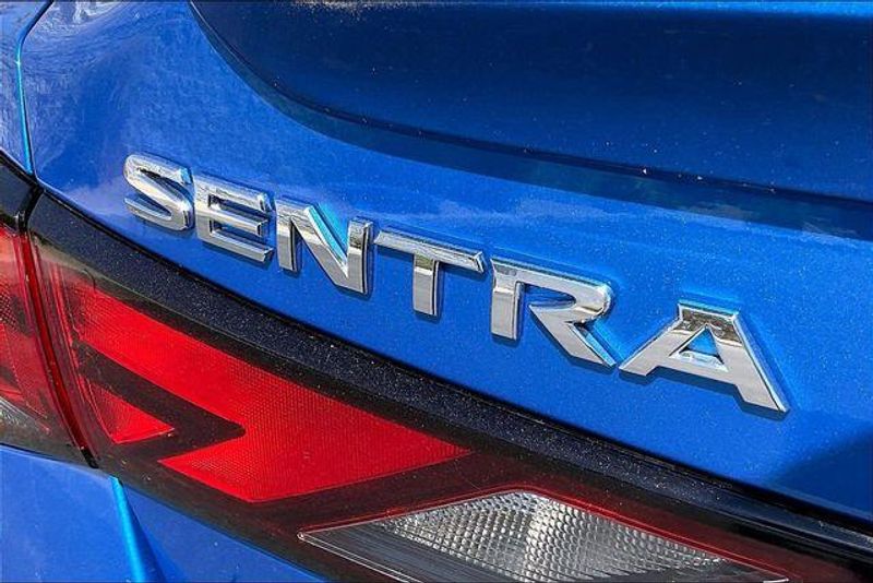 Used 2025 Nissan Sentra SRImage 30